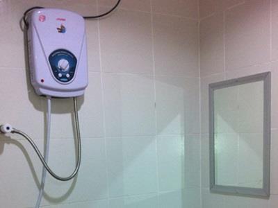 Jr Hotel Sitiawan Bagian luar foto