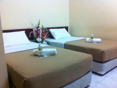 Jr Hotel Sitiawan Bagian luar foto