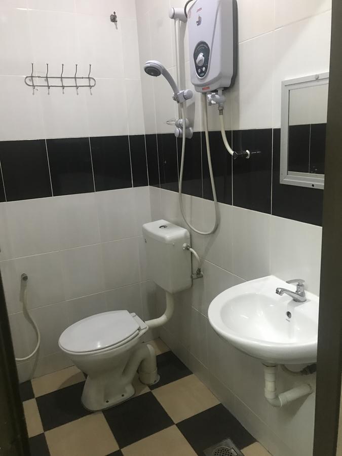 Jr Hotel Sitiawan Bagian luar foto